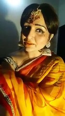 BEAUTIFUL GIRL WISHING HAPPY EID