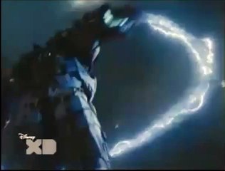 IRON MAN 2 "IRON MAN Y WAR MACHINE VS. WHIPLASH" LATINO