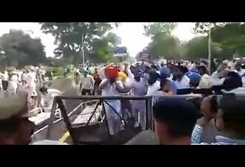 Simrajit Bains vs Police -- Bains demanded resign of Badal