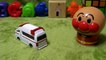 アンパンマン　トミカ　おもちゃアニメ　パトカー、救急車、消防車で遊ぼう！