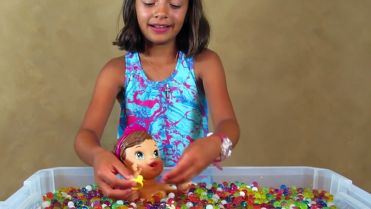 ORBEEZ BATH WITH BABY ALIVE DOLL!!