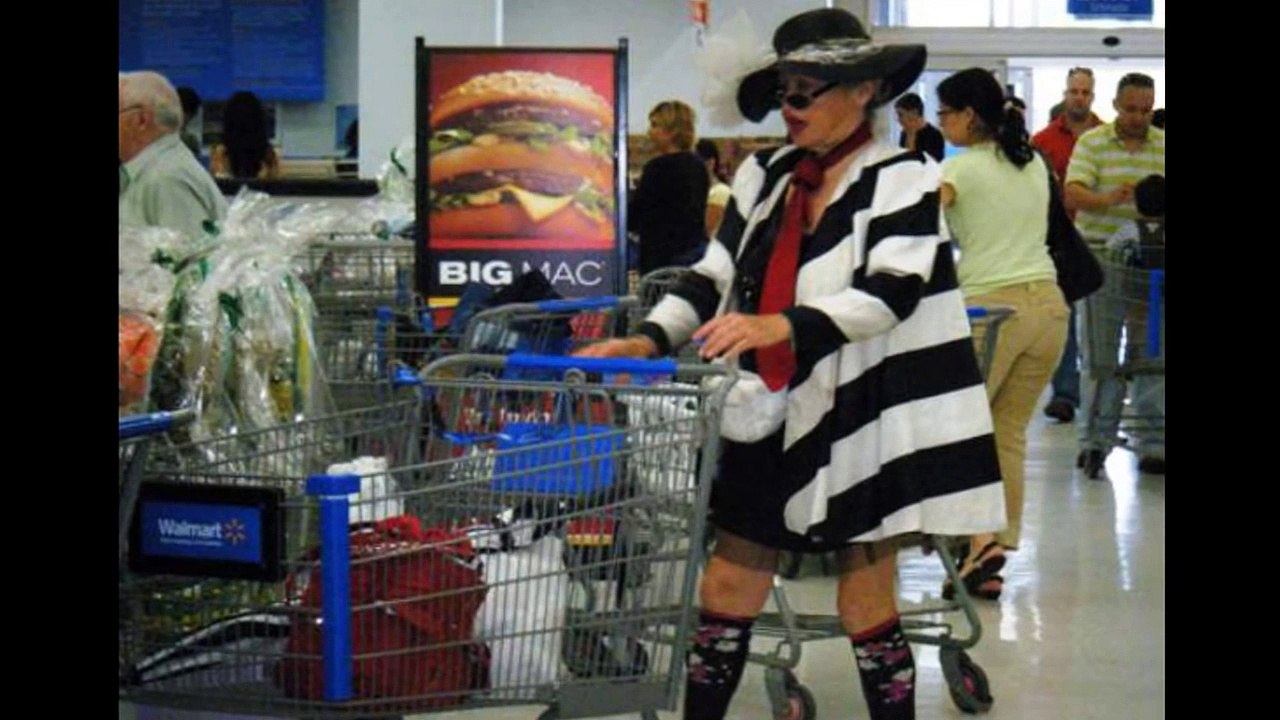 People of Walmart That Are Beyond Messed Up #2