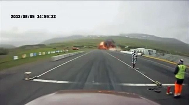 Plane crashes into residential house in Bogota
