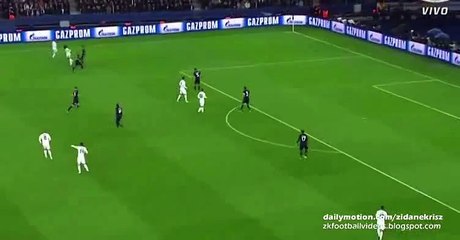 Marcelo Amazing Backheel Skill - PSG v. Real Madrid 21.10.2015 HD