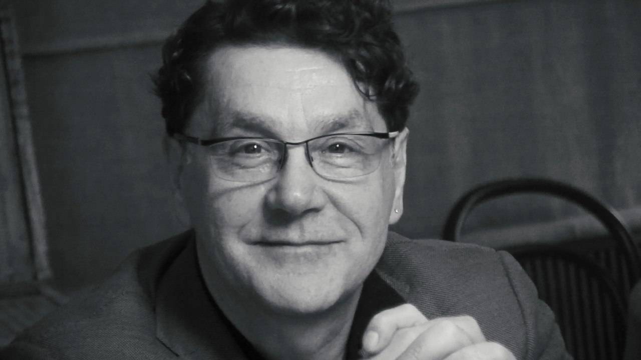 ''at GIFT '' movie by shotiko kalandadze. cast. Andrei Konchalovsky, sergei makovetsky