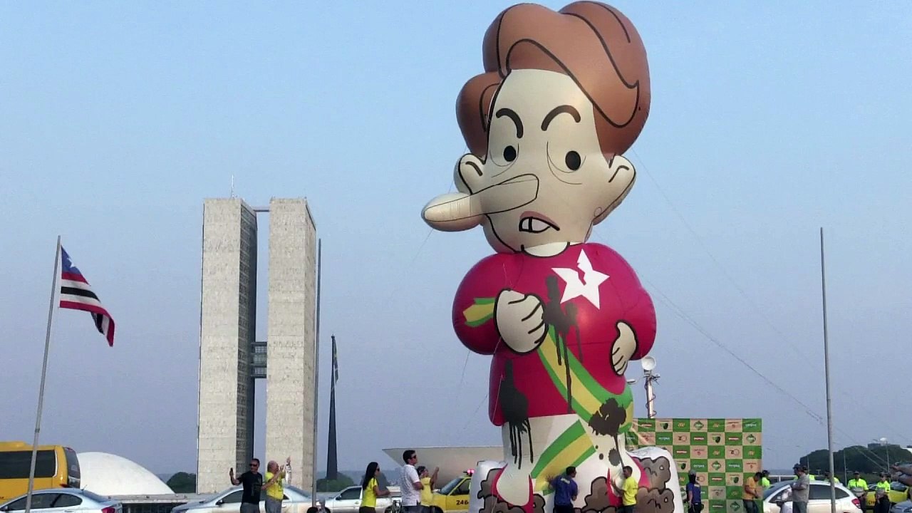 Acampamento pelo ‘impeachment’