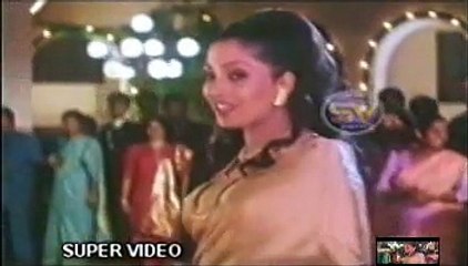 Har Aik Muskrahat Muskan Nhe_Ever Green Indian Song10