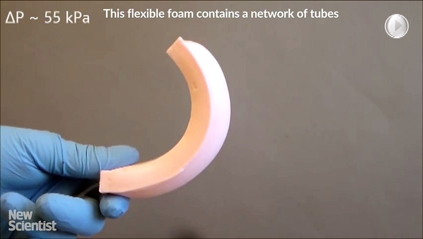 Foam heart powered by air can pump liquid