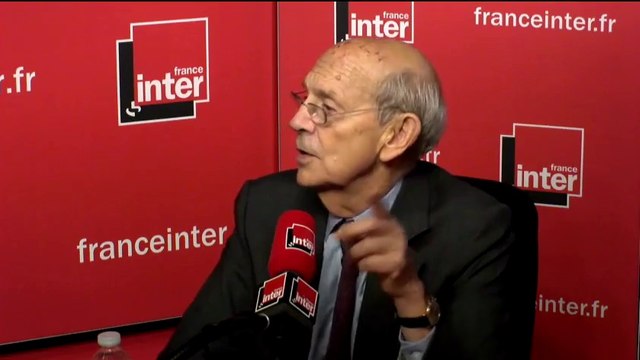 Stephen Breyer : Le Conseil constitutionnel devient de plus en plus une Cour suprême