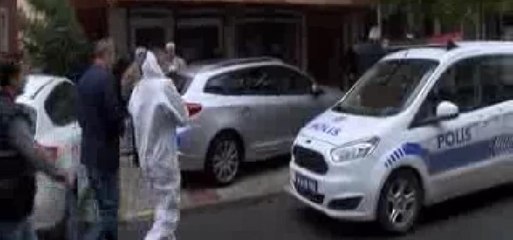 Eyüp'te dehşet: Eşini ve çocuğunu öldürdü