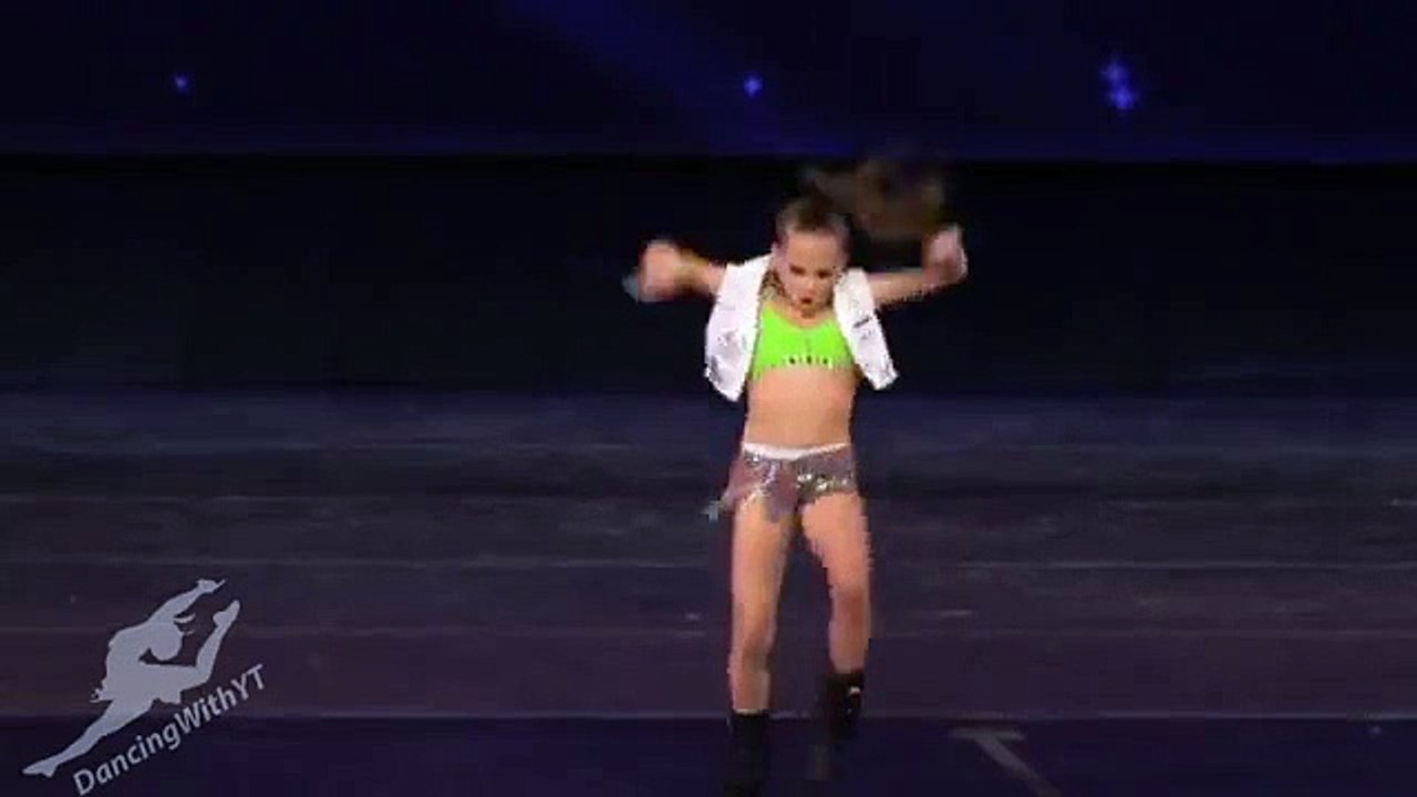 10 Year Old Blows Away Hip Hop Dance Competition