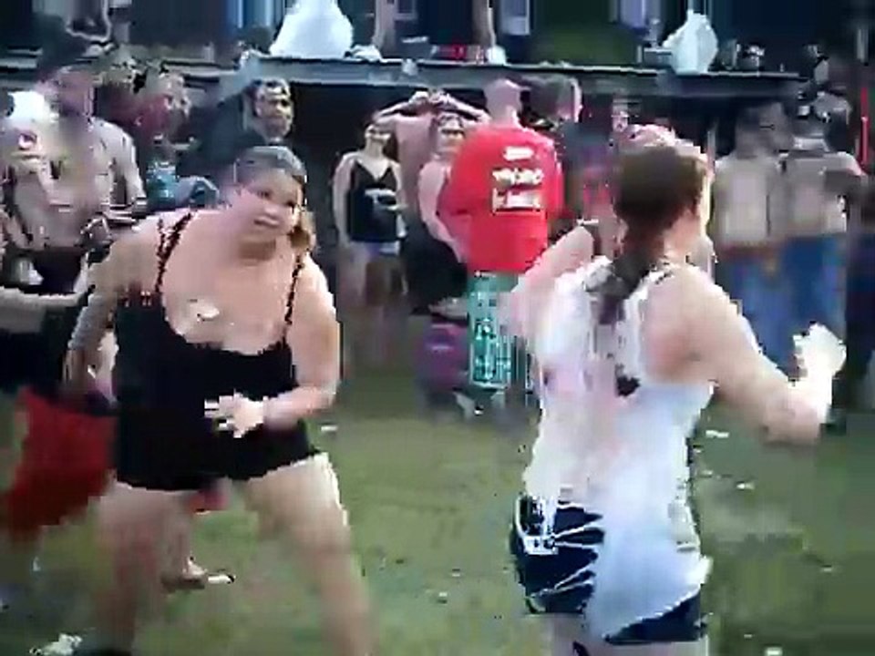Fail Mosh Pit Filled With Fat Girls Fighting