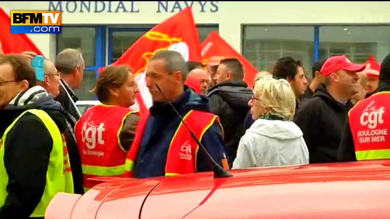 "On a voté pour eux et ils sont sourds", crie une manifestante à Boulogne
