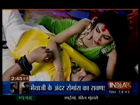 Pragya ko Bachane Mein Abhi ne Daali Apni Jaan Khatre main - 22th october 2015 - Kumkum bhagya