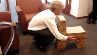 amazing Chair (must watch)