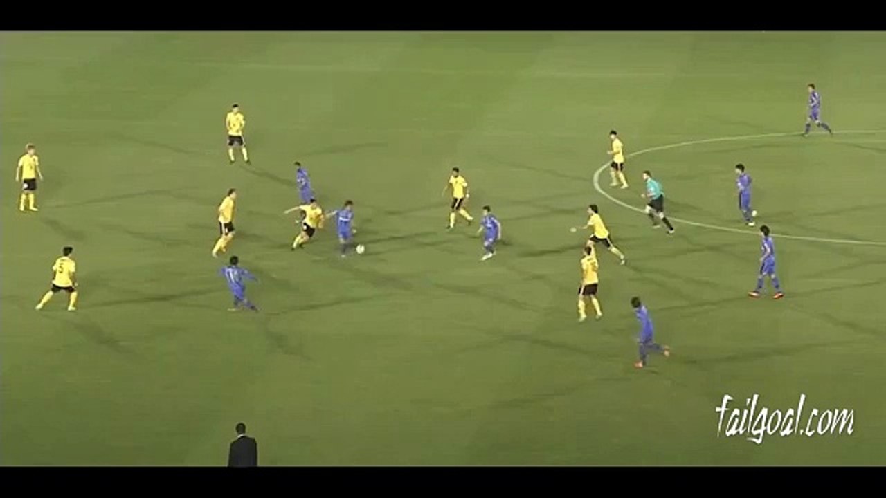 Rakip takım hocasına şok hareket!