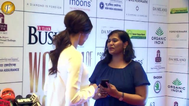 DEEPIKA & OTHERS FEMALE CELEBS AT THE OUTLOOK BUSINESS WOMEN ENTREPRENEURS