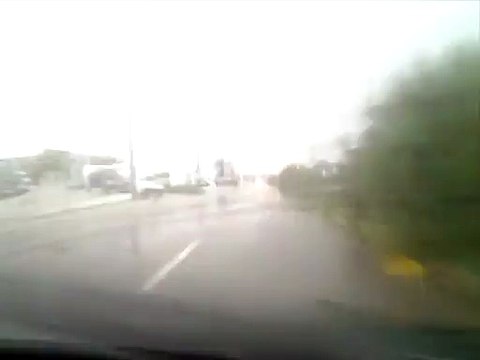 Έντονη βροχόπτωση στη Λαμία