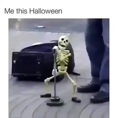 Skeleton dancing to hotline bling vine