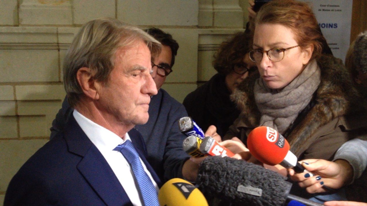 Bernard Kouchner témoigne au procès Bonnemaison