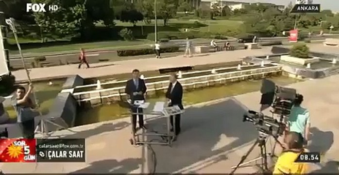 Ekmeleddin diye bağıran horoz