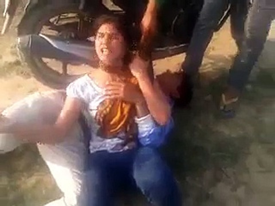 Or Date Pakri Gayi,.