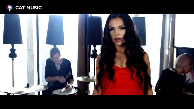 Francisca feat. Pacha Man - Lacat la inima (by Panda Music)