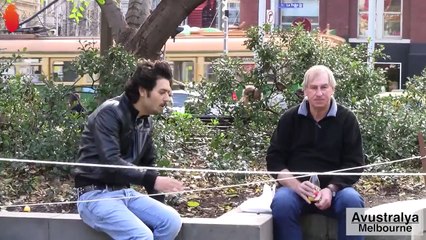 Türkçe Konuşarak Yabancı Kız Tavlamak HD