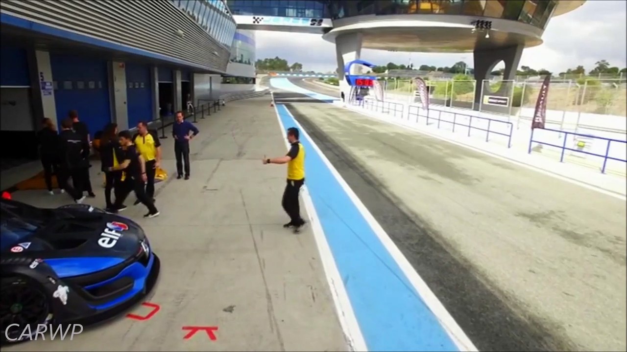 £282.000 Novo Renault Sport R.S. 01 2015 3.8 GT-R V6 Biturbo Nissan 500 cv @ Jerez Circuit - 60 FPS