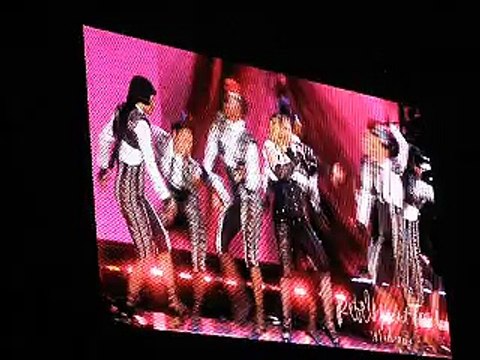 Madison Square Garden Concert 09-16-2015: Madonna - La Isla Bonita
