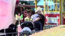 Kourtney Kardashian Takes Mason And Penelope To Disneyland Sans Scott Disick