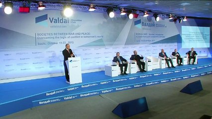 Putin acusa ocidente de ‘jogo duplo’