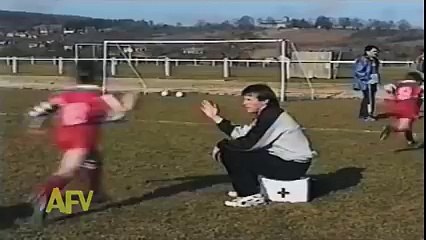 i bet you will start laughing after watching this