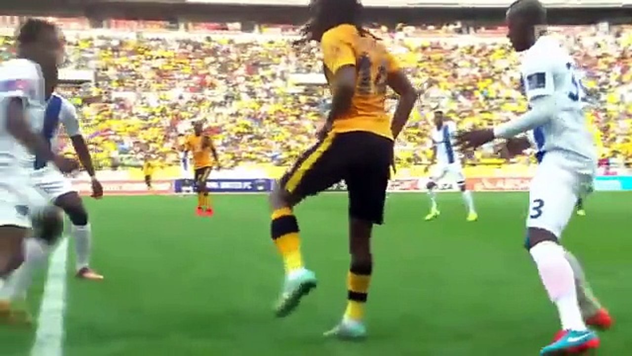 Comedy Football - Bizarre, Funny, Fails Skills, Bloopers, Nut shot