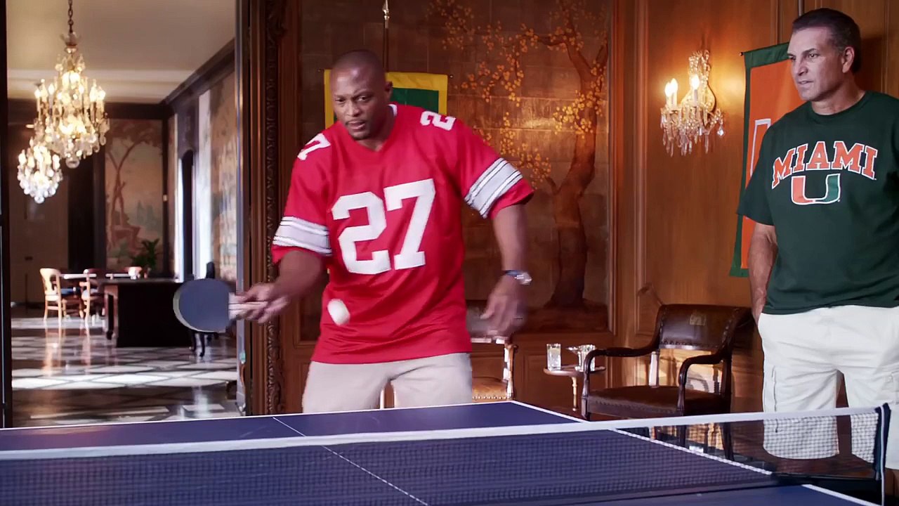 Nissan Heisman House | Quick Change: Marcus vs. Eddie