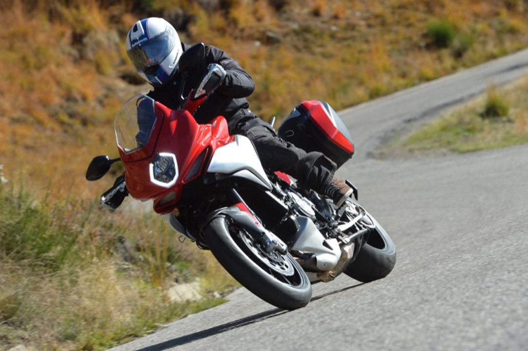 Essai MV Agusta Turismo Veloce 800 Lusso