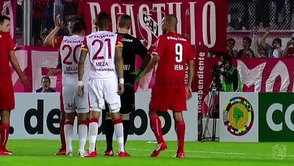 Galatasaraylı eski kaleciden muhteşem kurtarış!