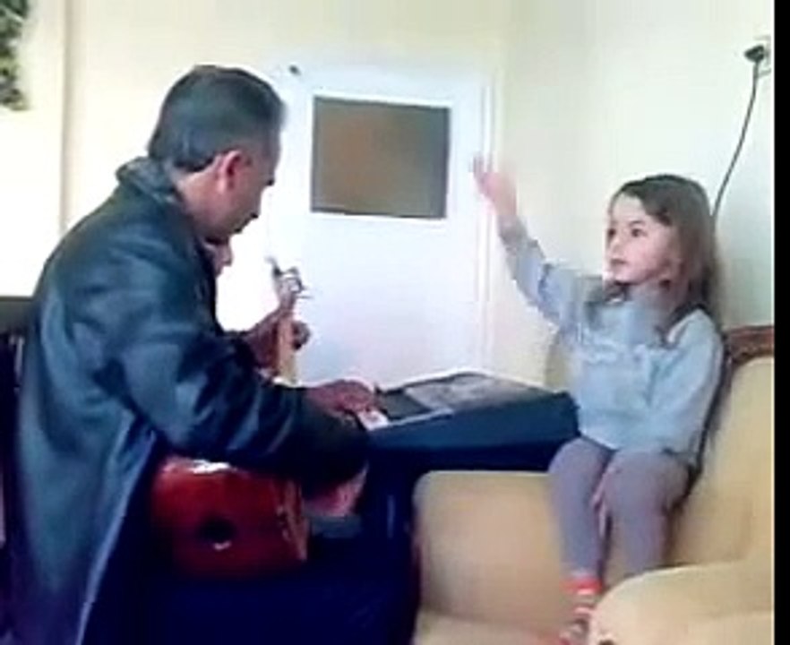 Nisa Demir Buda gelir Buda geçer