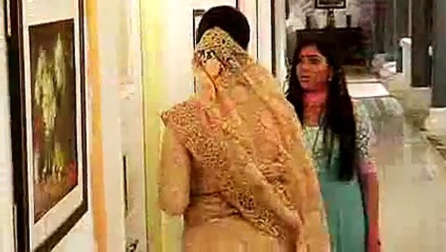 Suhani ne khud ko kiya Kamre mein Bandh aur Lagai Aag jis se yuvraj hua Pareshaan - 23 October 2015 - Suhani Si Ek Ladki
