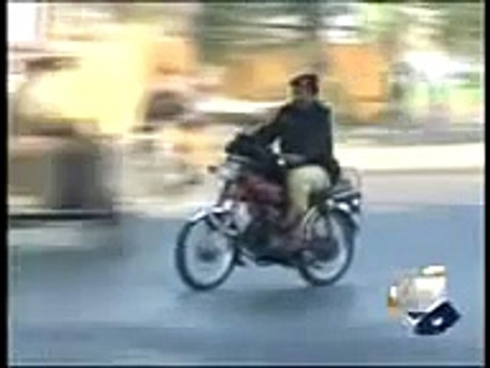 Funny Driving by a Police on the road