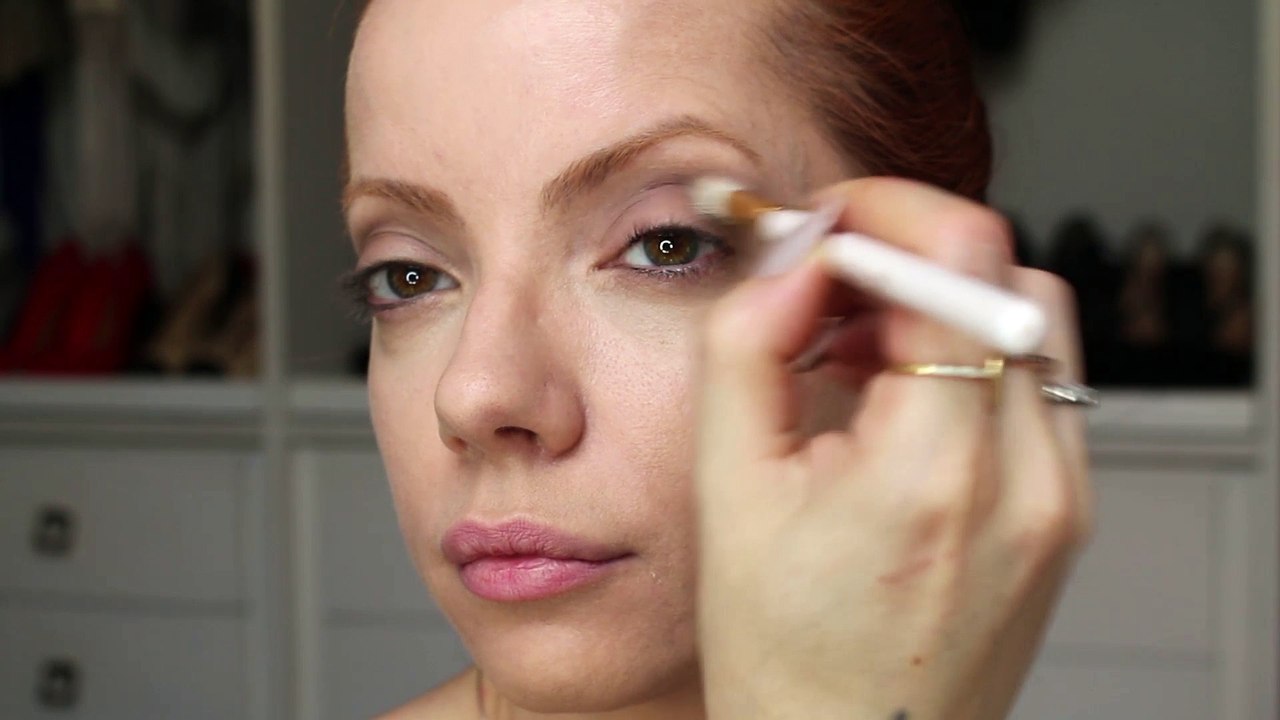 Julia Petit Passo a passo dourado da Katy Perry - maquiagem