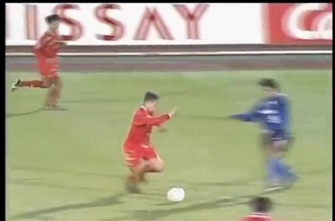 (77 sec) Better`n Zidane - Dragan Stojkovic - The 'Balkan-Cruyff'