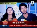 RAgini ne Phaad diya Divorse ke Paper jis se Gussa Hoke Lakshya ne Maara Ragini ko Thappad - 23 October 2015 - Swaragini