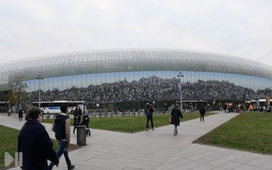 Strasbourg : des pingouins sur la verrière de la gare