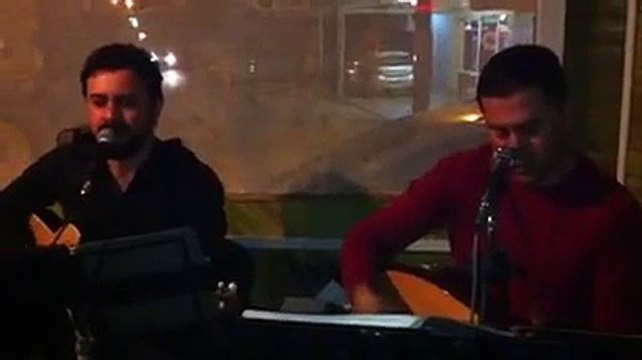 Oktay Yakut ve Bülent Canımoğlu-Mavi Duvar