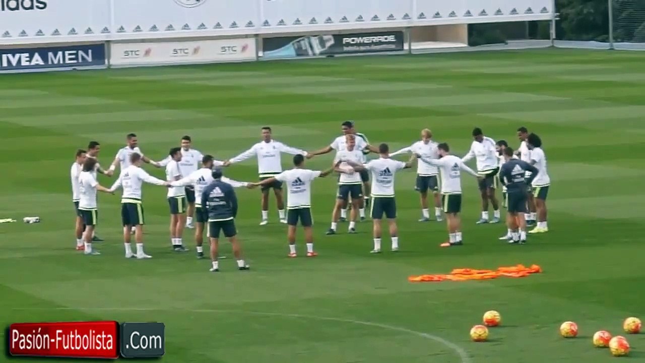 Jugadores del Real Madrid forman Curioso 'Corro de la Patata' Entrenamiento 2015