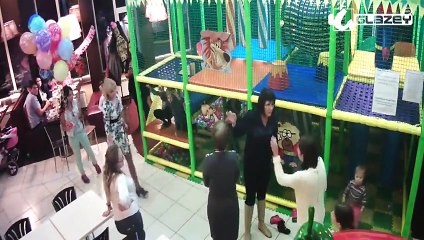 Недетские качели в детском кафе на утреннике Серпухов