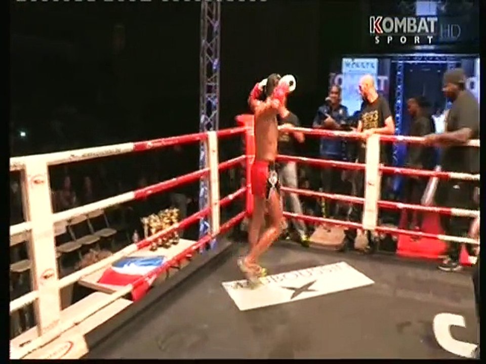 Guillaume PASCAL vs Aiiman AL RADHI Muay Thai Shok Muay VII 10.10.2015