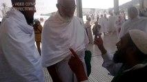 Haram sharif - Pakistani hajj guider Indian musalmano sy dua kra rahy hen