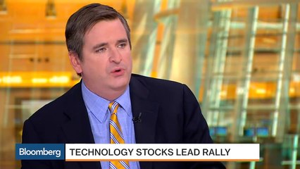 Stocks Rally, Tech Takes the Lead